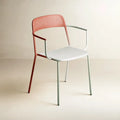 Silla con brazos rectos y asiento claro - rosa/blanco